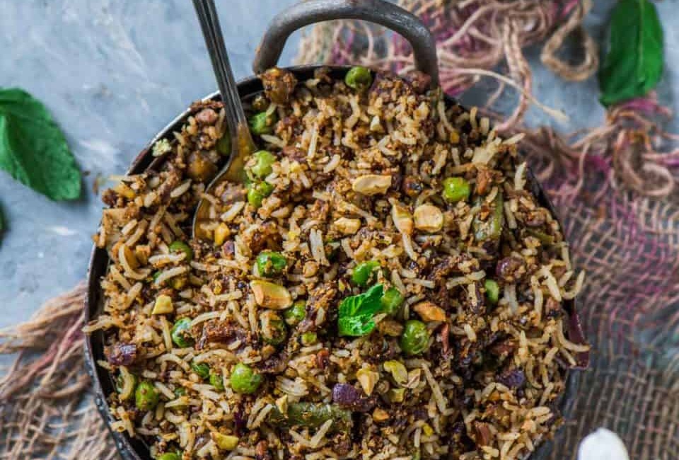 Pistachio Yoghurt Adds Creamy Twist to Courgette Pilau