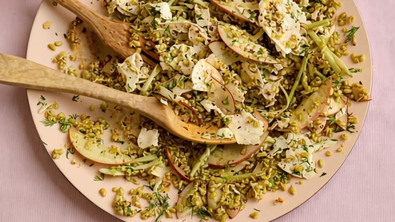 Freekeh Salad Offers Fresh and Nutritious Flavors