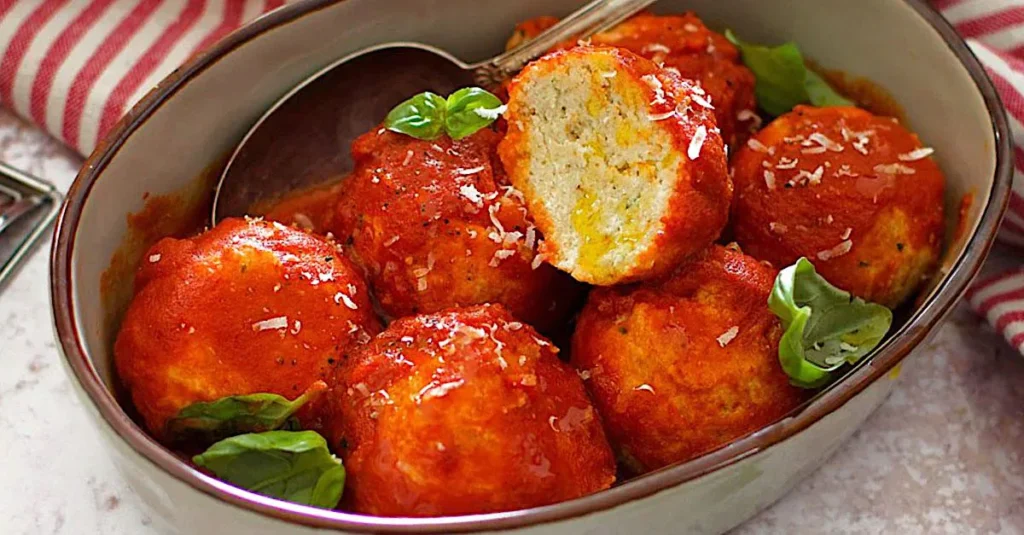 Ricotta and Breadcrumb Balls With Tomato Sauce
