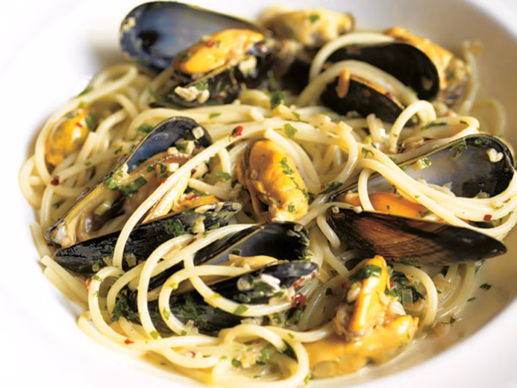 Spaghetti Gets Fresh Mussel and Lemon Flavor