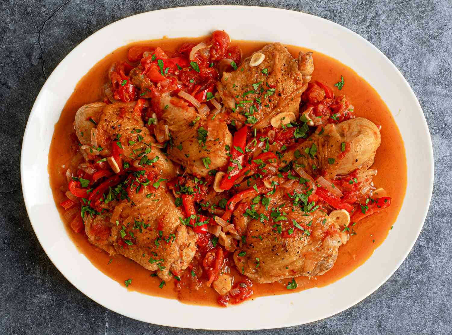 Chicken Sauté Brings Tomatoes and Mushrooms Together
