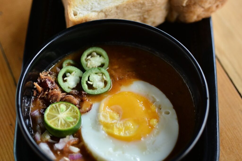Traditional Kacang Pool With Spiced Beef