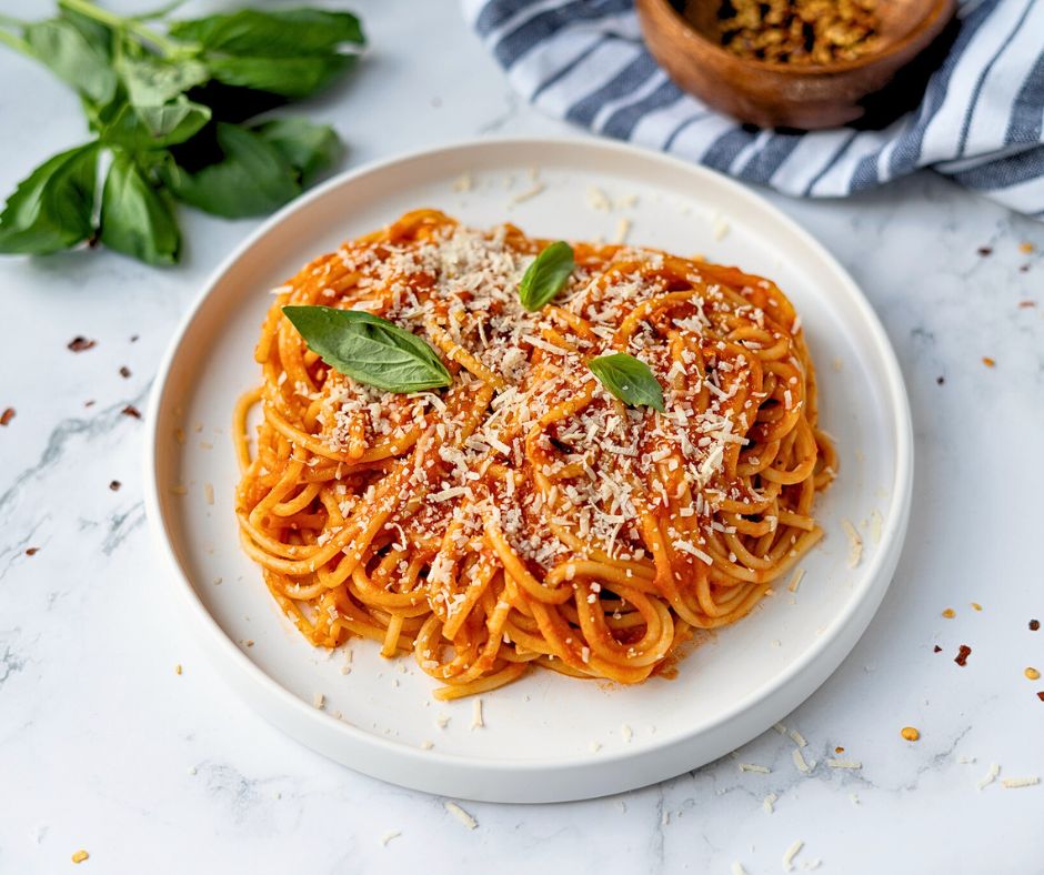 Sugo di Pomodoro Brings Classic Italian Flavor